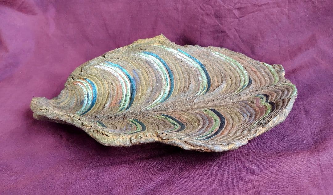 葉化石皿 (杉浦康益 作)