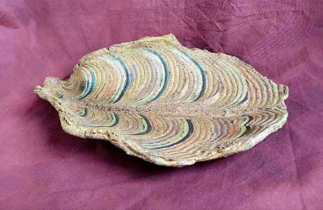 葉化石皿 (杉浦康益 作)