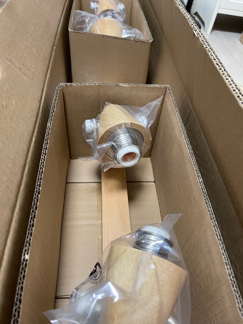 【最終値下】【新品未使用】LOWYA ジャスミーナ2 4灯シーリングライト