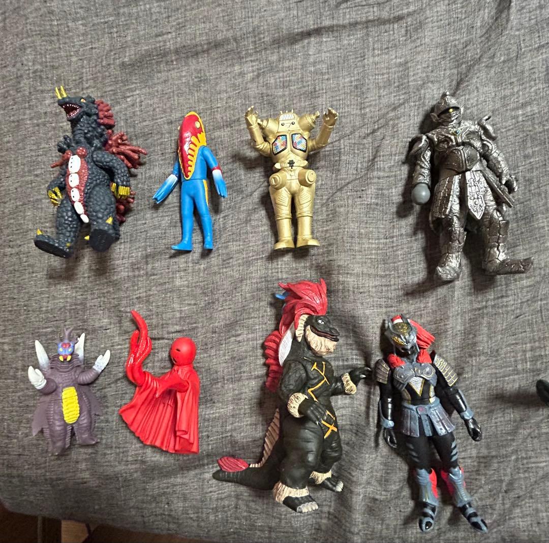ウルトラマン 怪獣　ソフビ　ミニソフビ　まとめ売り　51体 バラ売り不可
