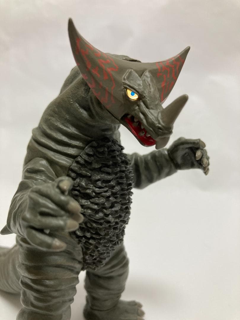 【輸送箱付】アルティメットルミナス ゴモラ ウルトラマン プレバン バンダイ