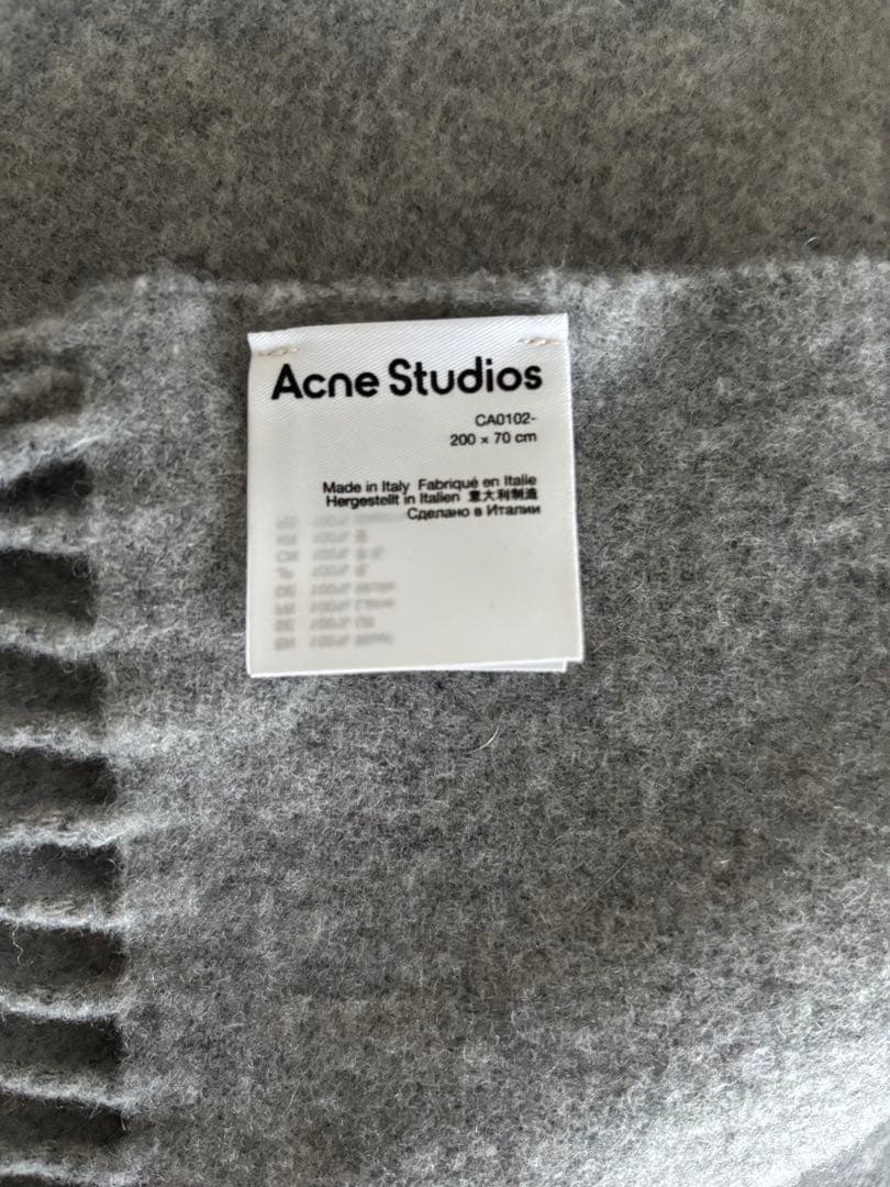 Acne Studios マフラー　ストール