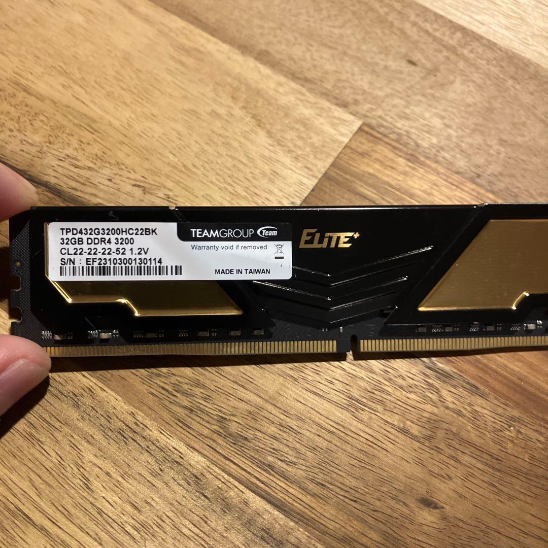 メモリ　Elite 32GB DDR4 3200MHz