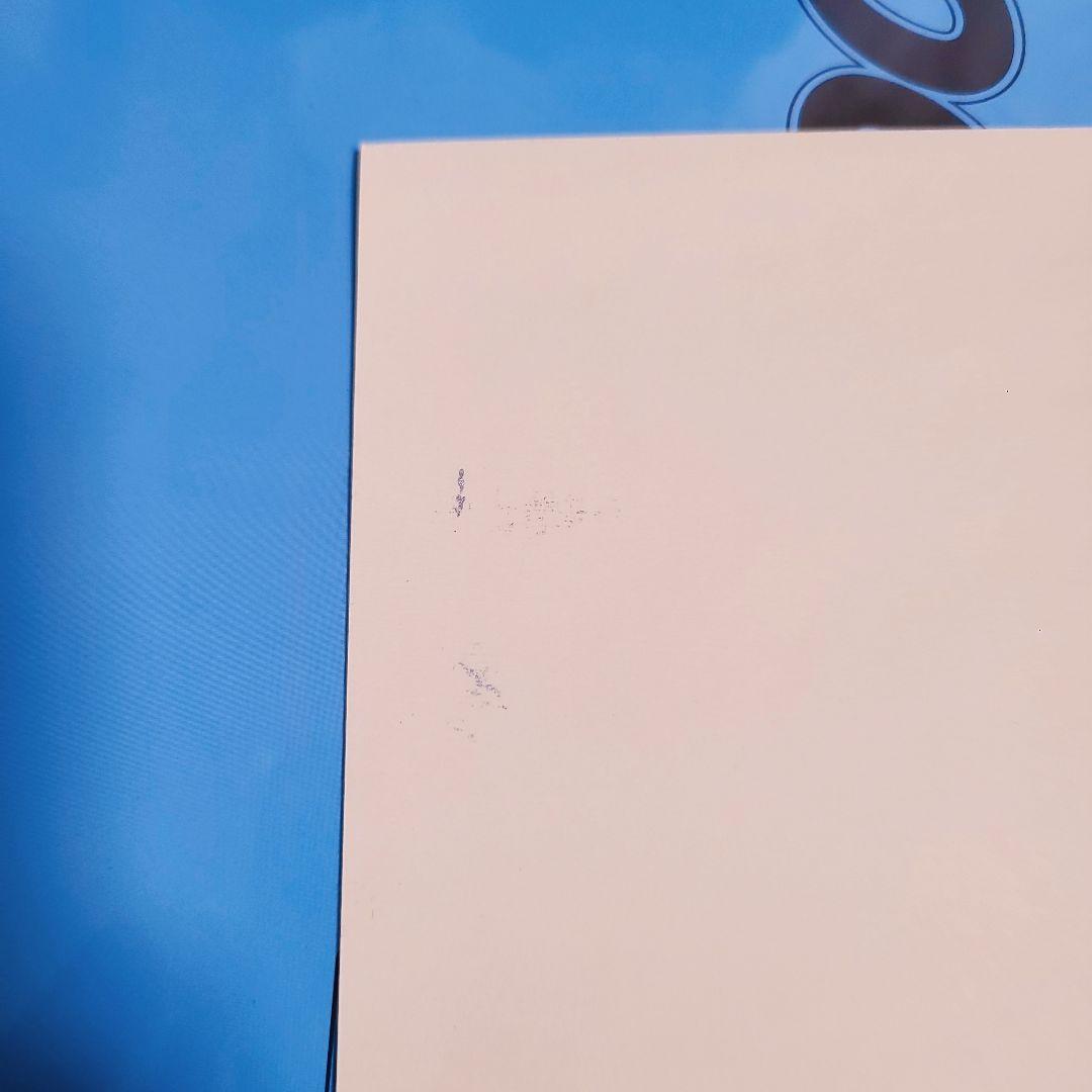 ウヒョン サイン入りステッカー