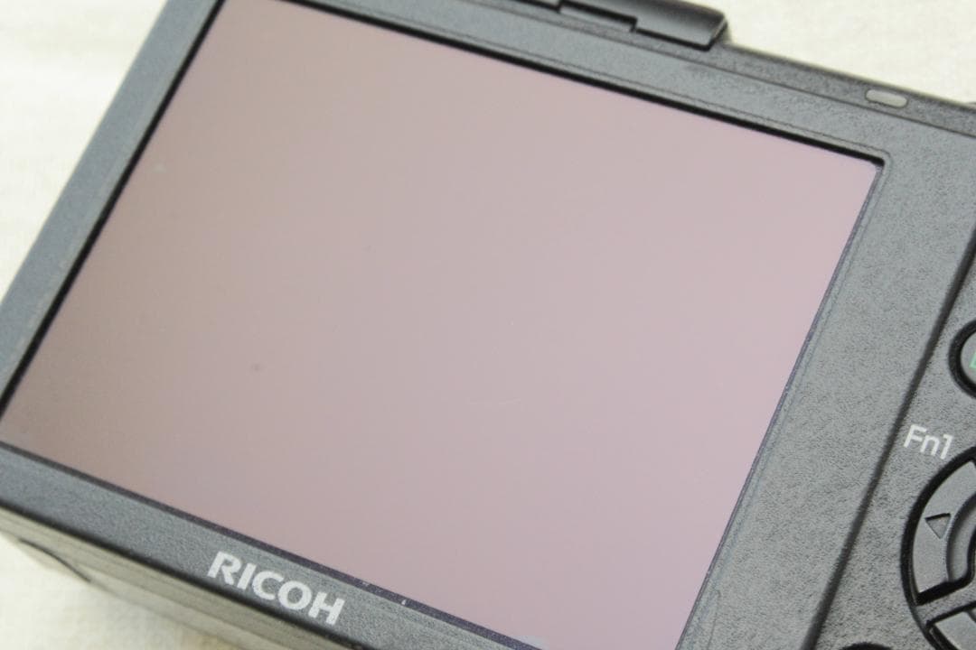 ノブ！RICOH GR DIGITAL III　デジカメ