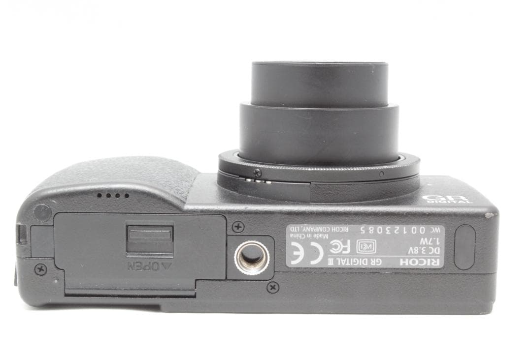 ノブ！RICOH GR DIGITAL III　デジカメ