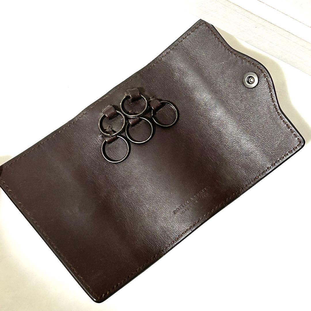 美品 ボッテガヴェネタ 本革 レザー イントレチャート キーケース