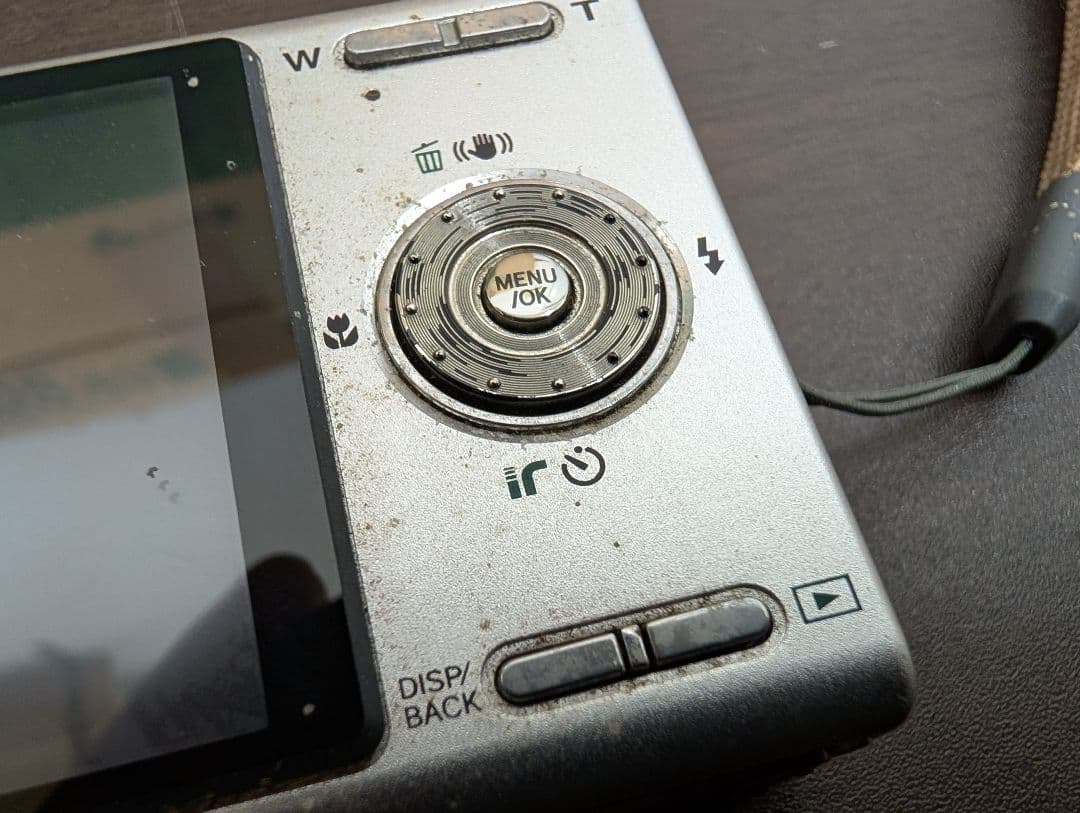 【ジャンク】富士フィルム　デジカメ　Z-100fd