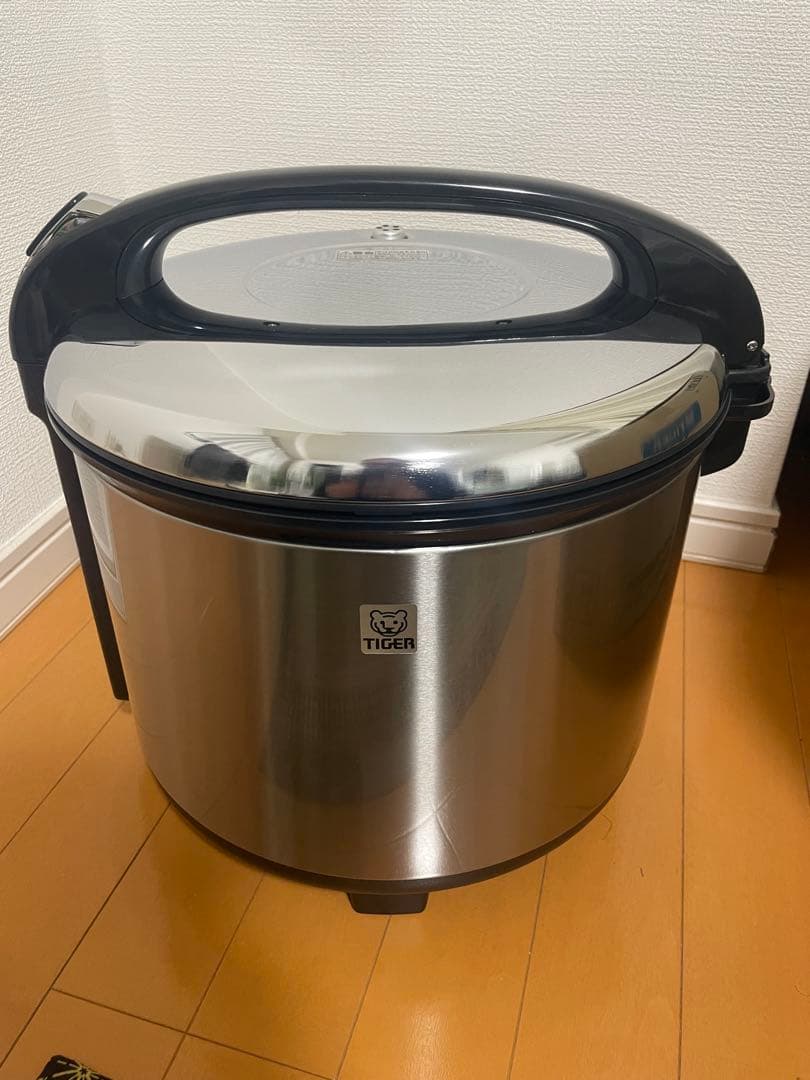 TIGER タイガー 炊飯器 業務用 大型 1.5升JCC-270P 未使用