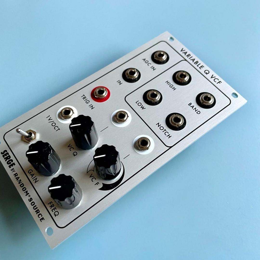 鍵盤楽器 Random Source Serge Variable Q Filter