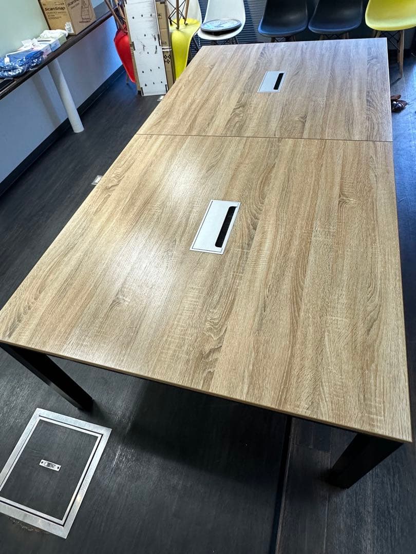 木製長方形会議テーブル 電源ソケット付き