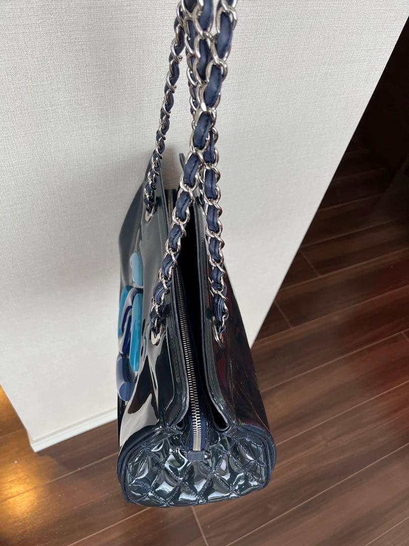 シャネルCC ココマーク　肩掛けリップスティク　 sanzoku