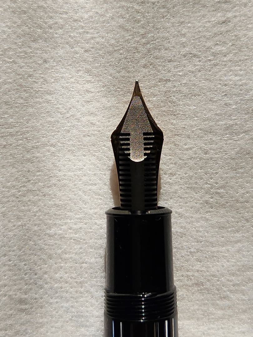 極美品 モンブラン １４９ １４Ｃ 中白 Fニブ 段無エボナイト芯