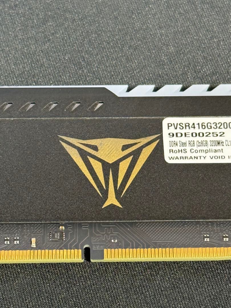 パトリオットメモリ RGB DDR4 3200MHz 8GB×2