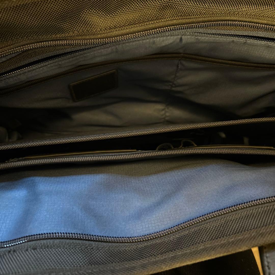 TUMI ビジネスバッグ 黒