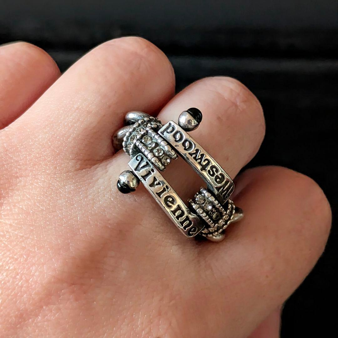 vivienne westwood オニキス ロゴ チェーンリング SV925