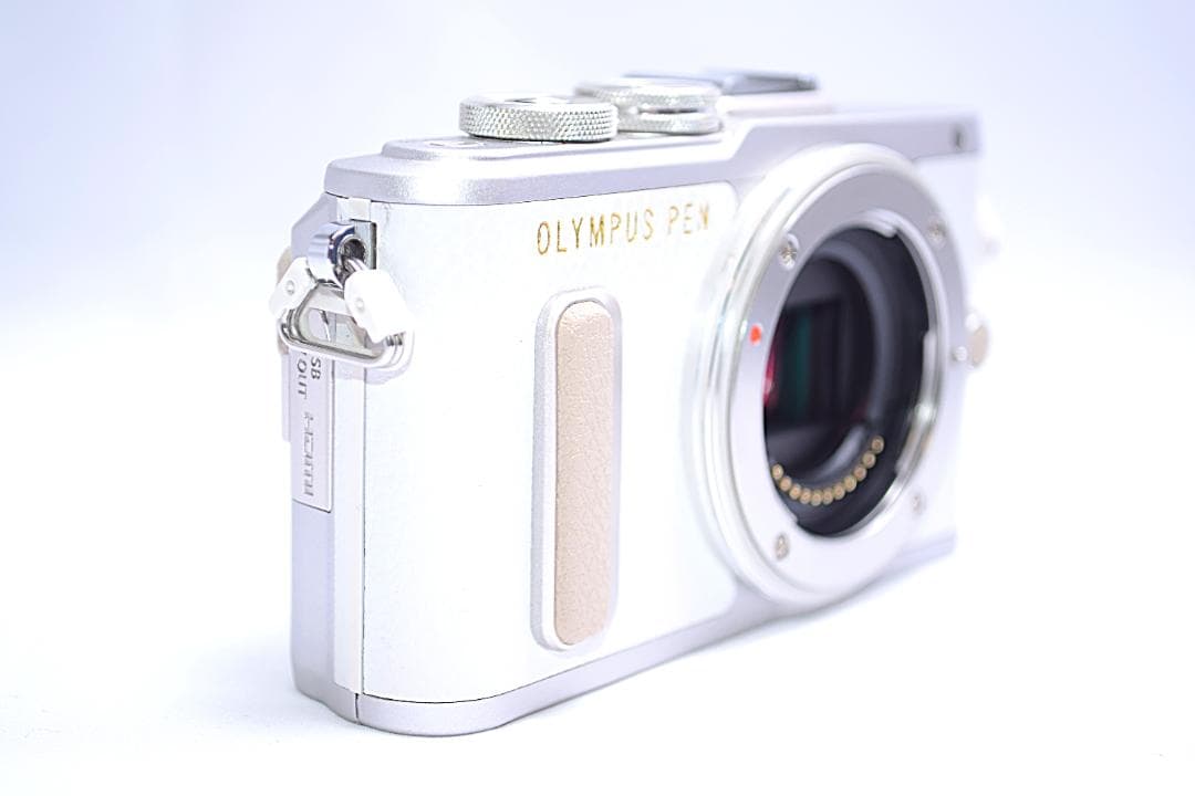 ❤️人気ホワイト❤️Wi-Fi &自撮り❤️OLYMPUS E-PL8