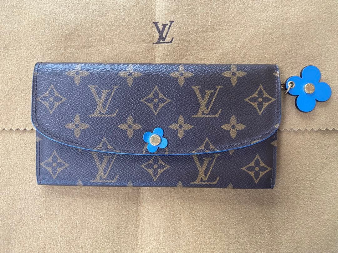 中古　ルイヴィトン財布　ポルトフォイユ・エミリー ブルーミング フラワーチャーム
