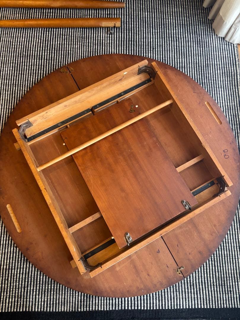 人気の ビンテージ ラウンドテーブル 伸張 拡張φ117cm チーク材
