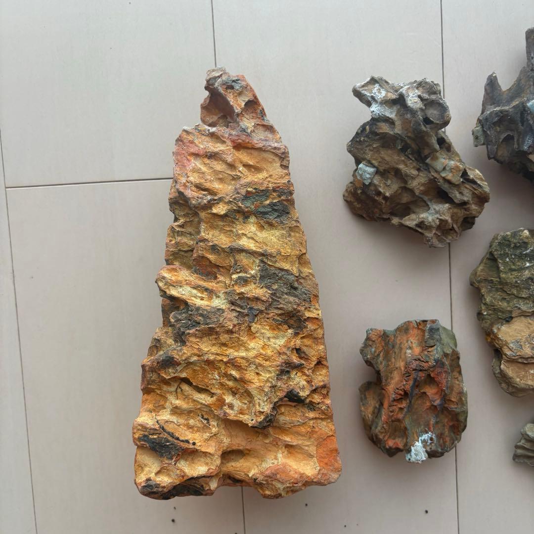 お値下げ☆ 水槽用自然石（気孔石）セット 11個　岩組みレイアウトに☆