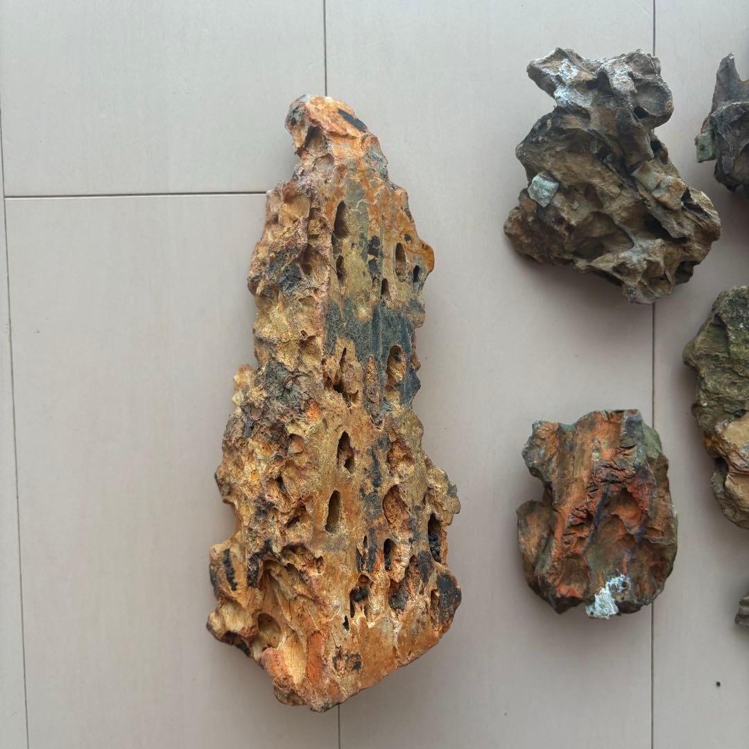 お値下げ☆ 水槽用自然石（気孔石）セット 11個　岩組みレイアウトに☆