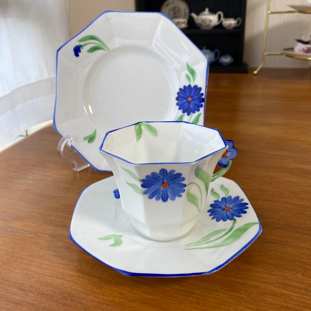 メルバ　ブルーフラワー　フラワーハンドル　カップ　ソーサー　プレート　トリオ