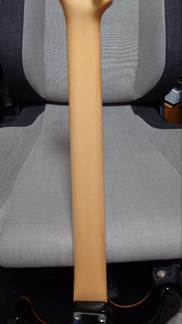 suhr custom standard　都近辺は対面取引可