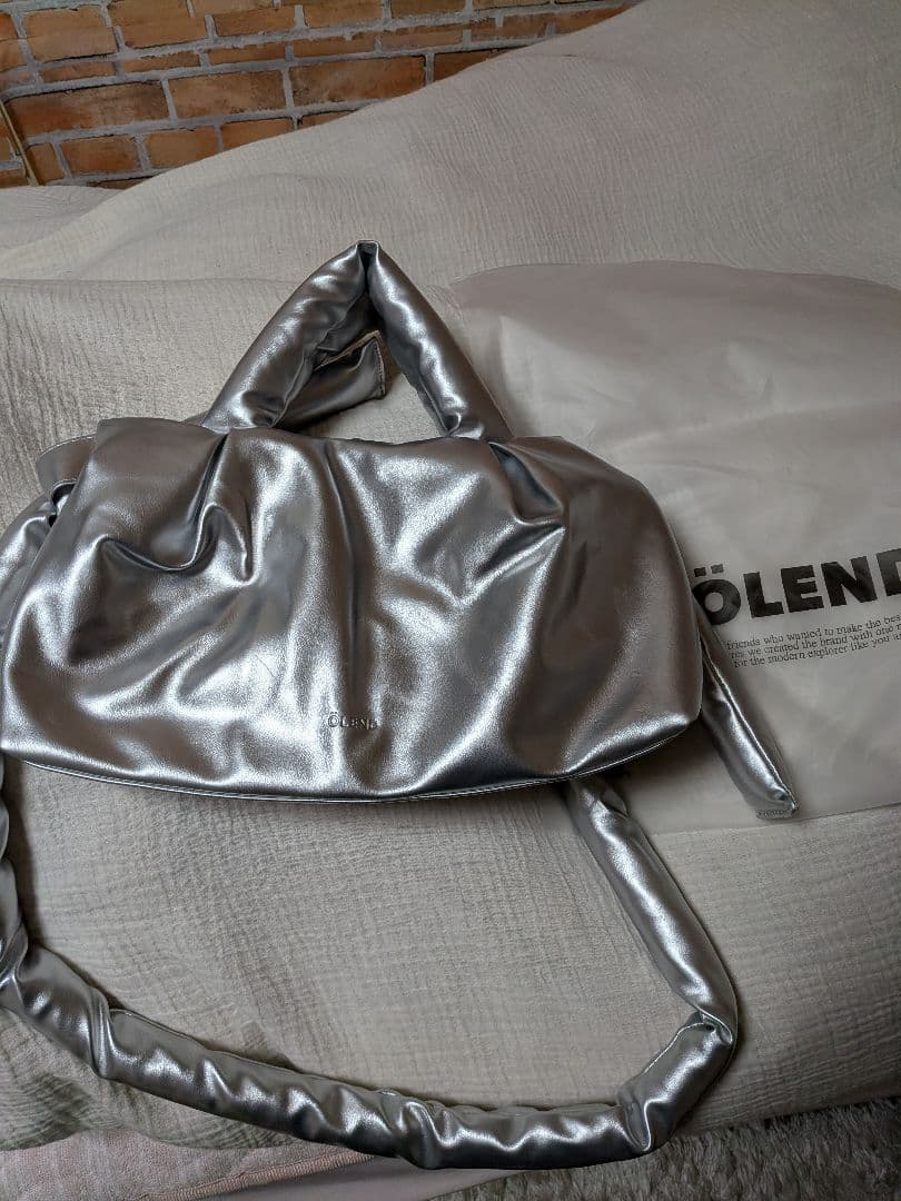 OLENDバックシルバー