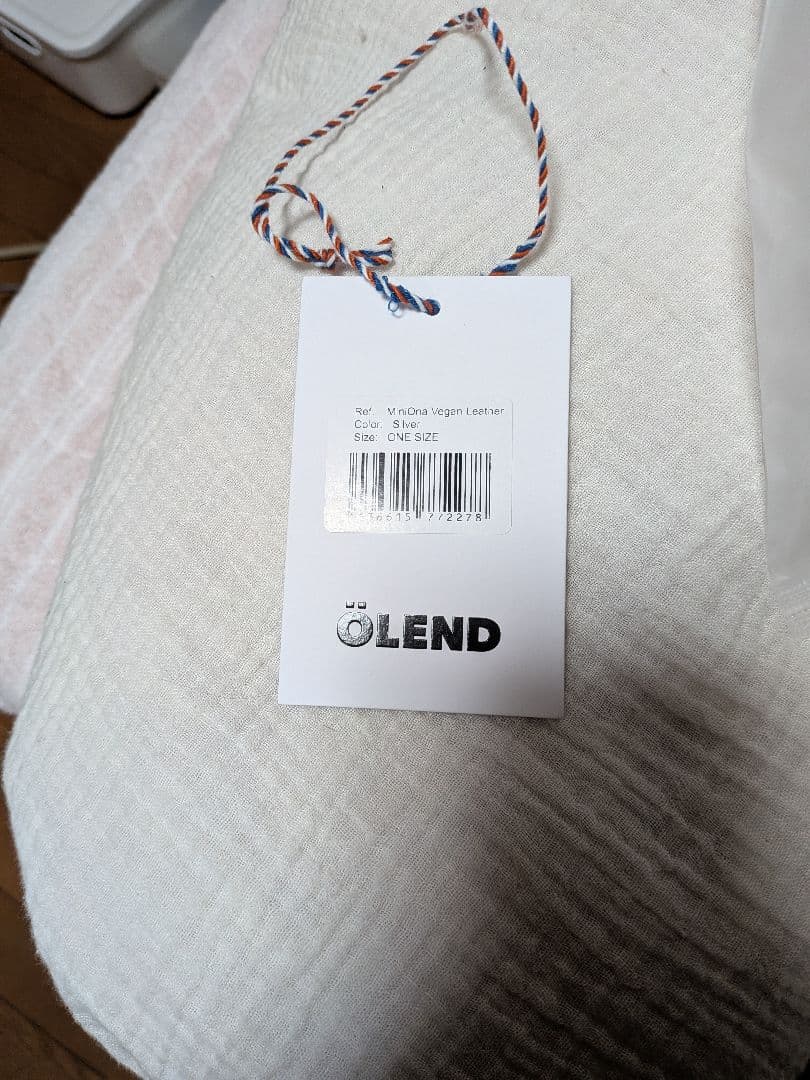 OLENDバックシルバー