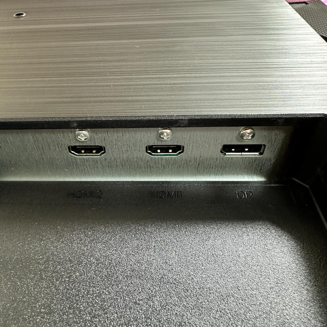 GigaCrysta 4K 27インチ ゲーミングモニター