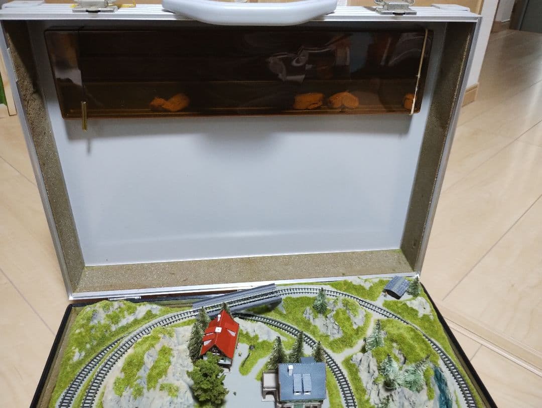 メルクリン zゲージ Noch 88091 ブリーフケースレイアウト