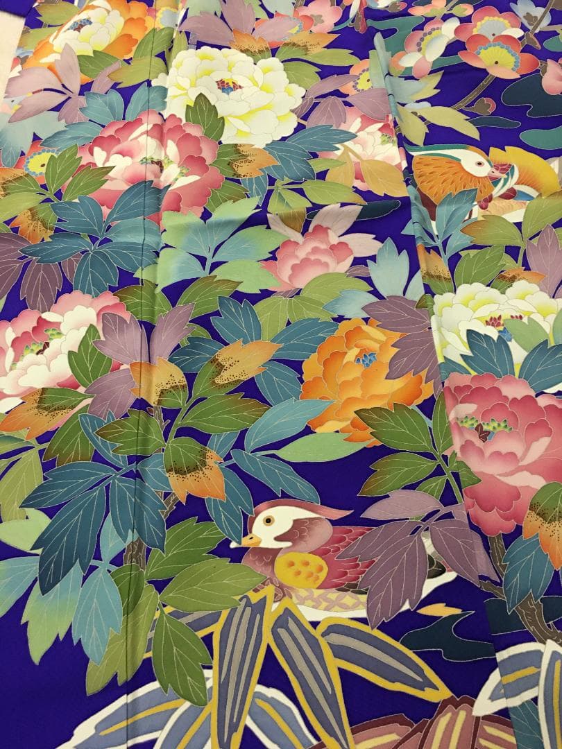 売り切り 青紫 手描き友禅 笹 牡丹 鴛鴦 振袖 落款あり