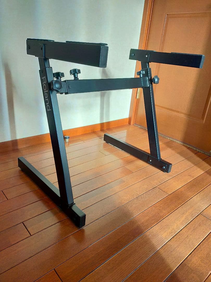 Roland キーボードスタンド KS-18Z 高さ調整可能 小キズあり 純正箱