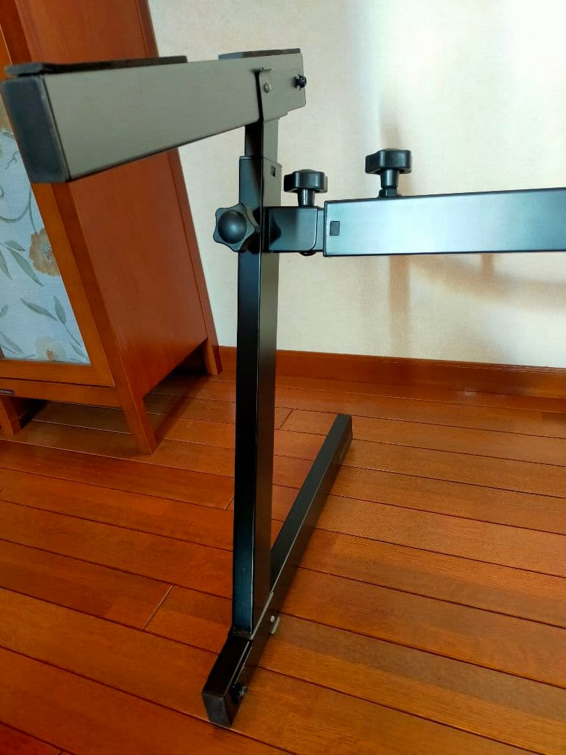 Roland キーボードスタンド KS-18Z 高さ調整可能 小キズあり 純正箱