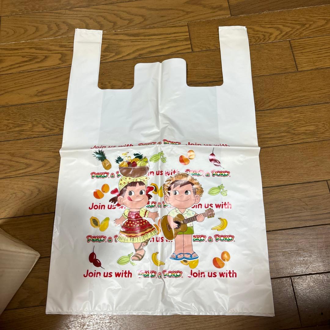 不二家　ペコポコピクニックチェア　2個セット　クーラーバッグ付き　未使用