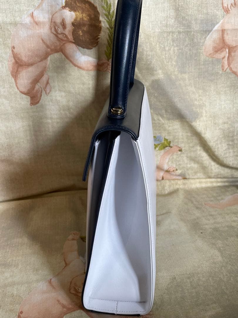 あおい　美品　フェラガモ ２way ハンドバックorショルダーバック