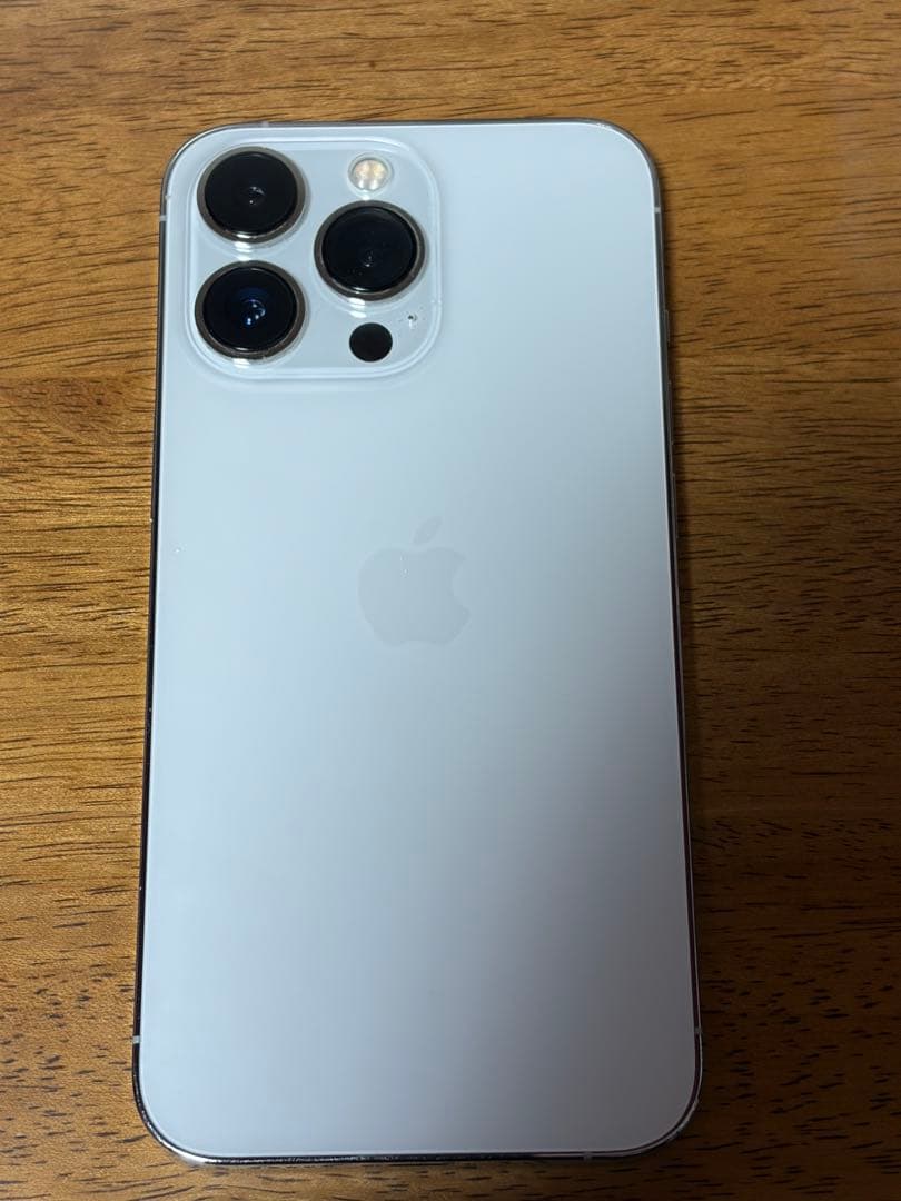 Apple iPhone 13 Pro シルバー 256G
