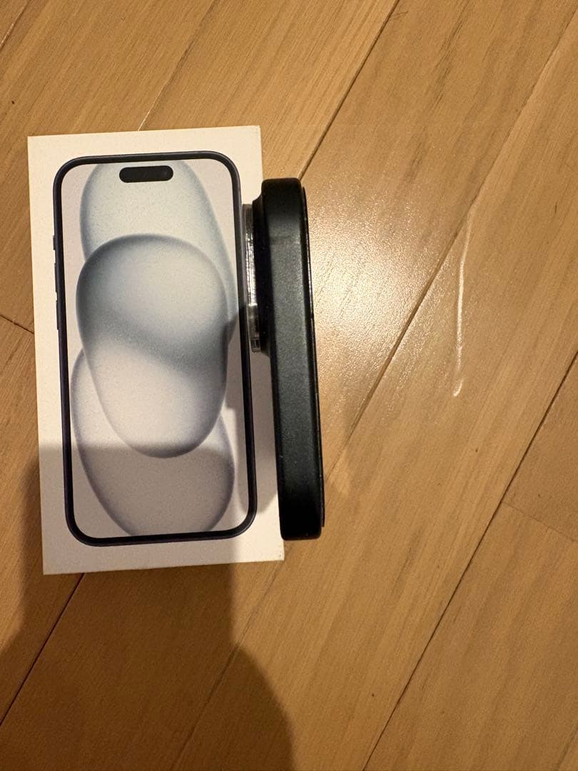 Apple iPhone15 simフリー 256GB