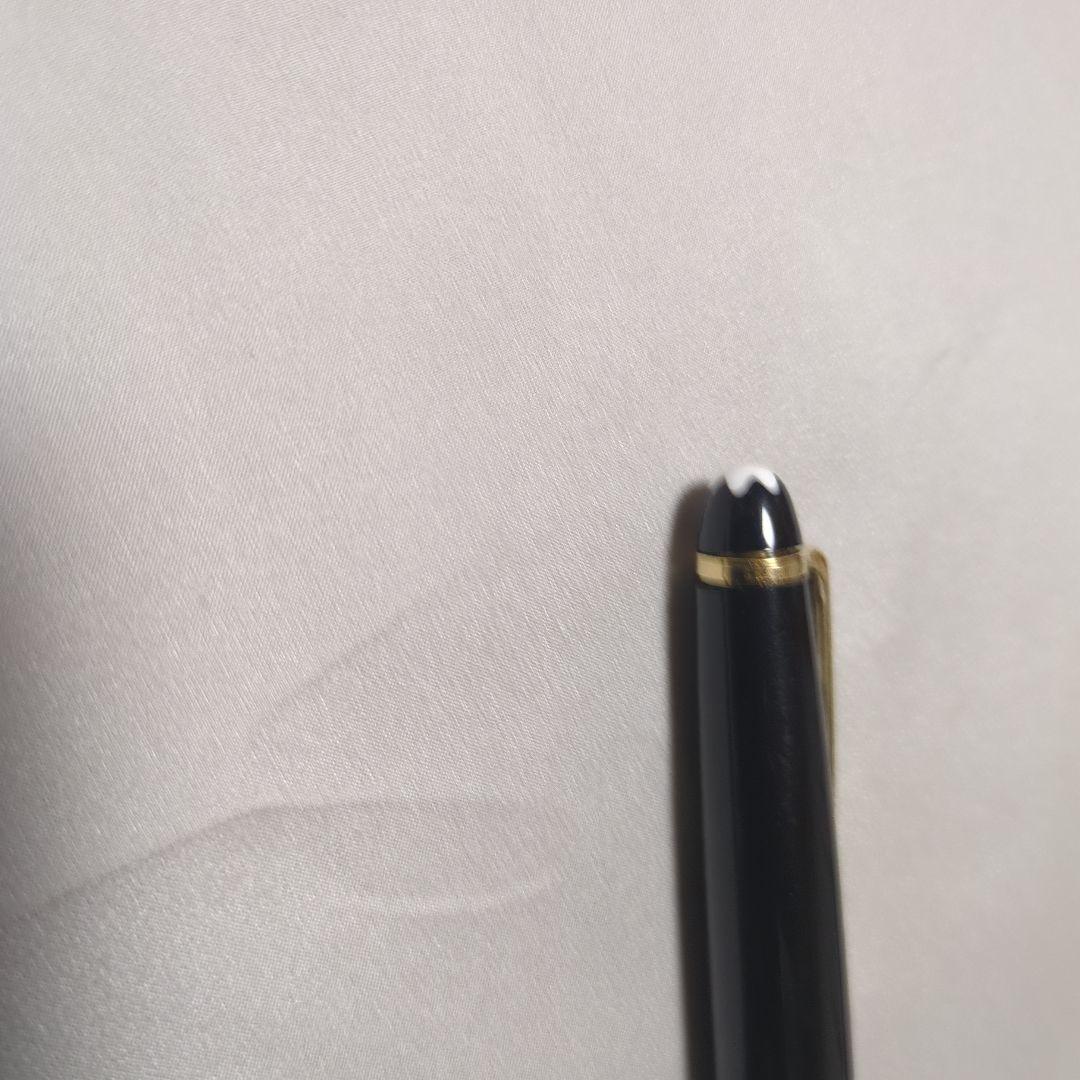 モンブラン　ボールペン マイスターシュテュック　164 黒　金色のアクセント