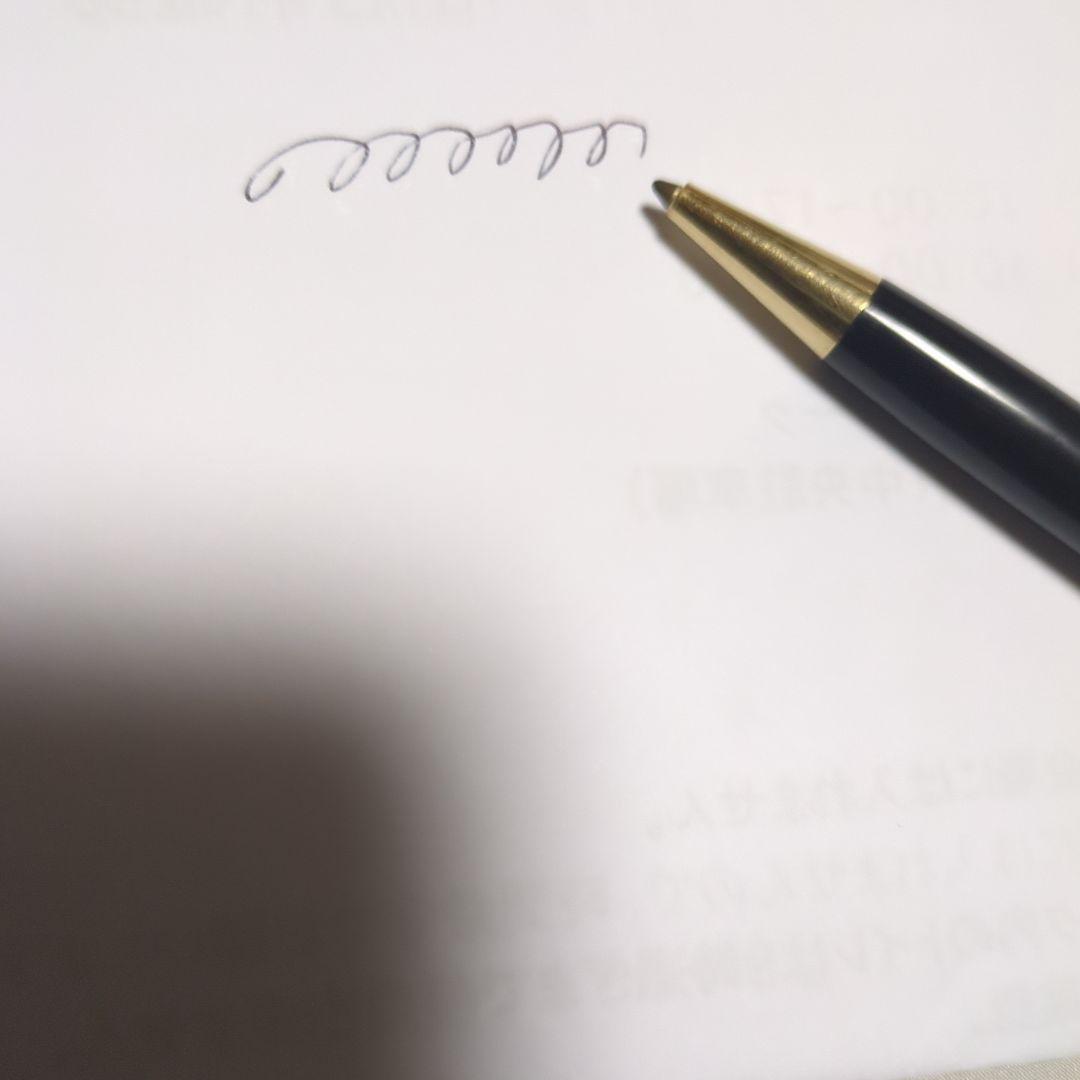 モンブラン　ボールペン マイスターシュテュック　164 黒　金色のアクセント