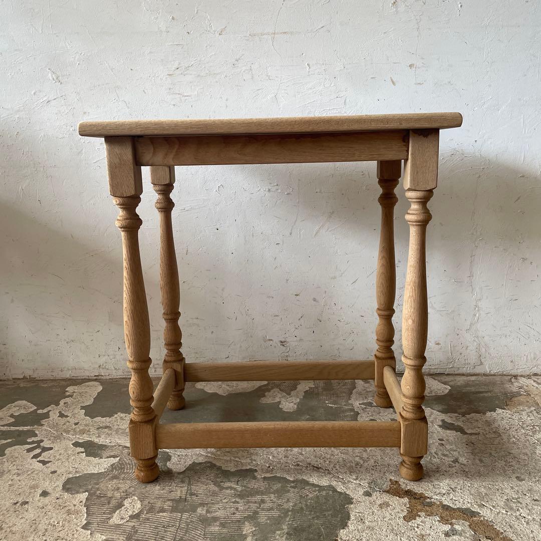 サイドテーブル・ナイトテーブル・ローテーブル tinky