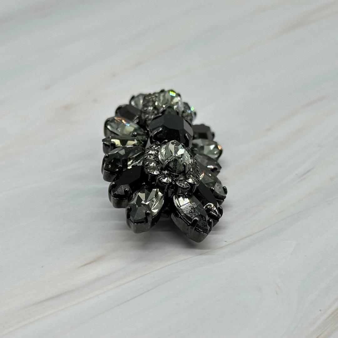 【美品】FOXEY ブローチ ビジュー ラインストーン ブラック系