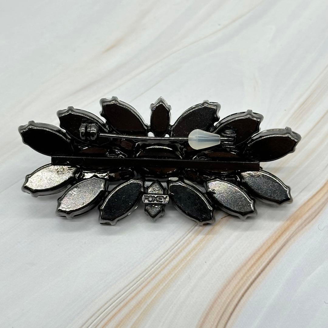 【美品】FOXEY ブローチ ビジュー ラインストーン ブラック系