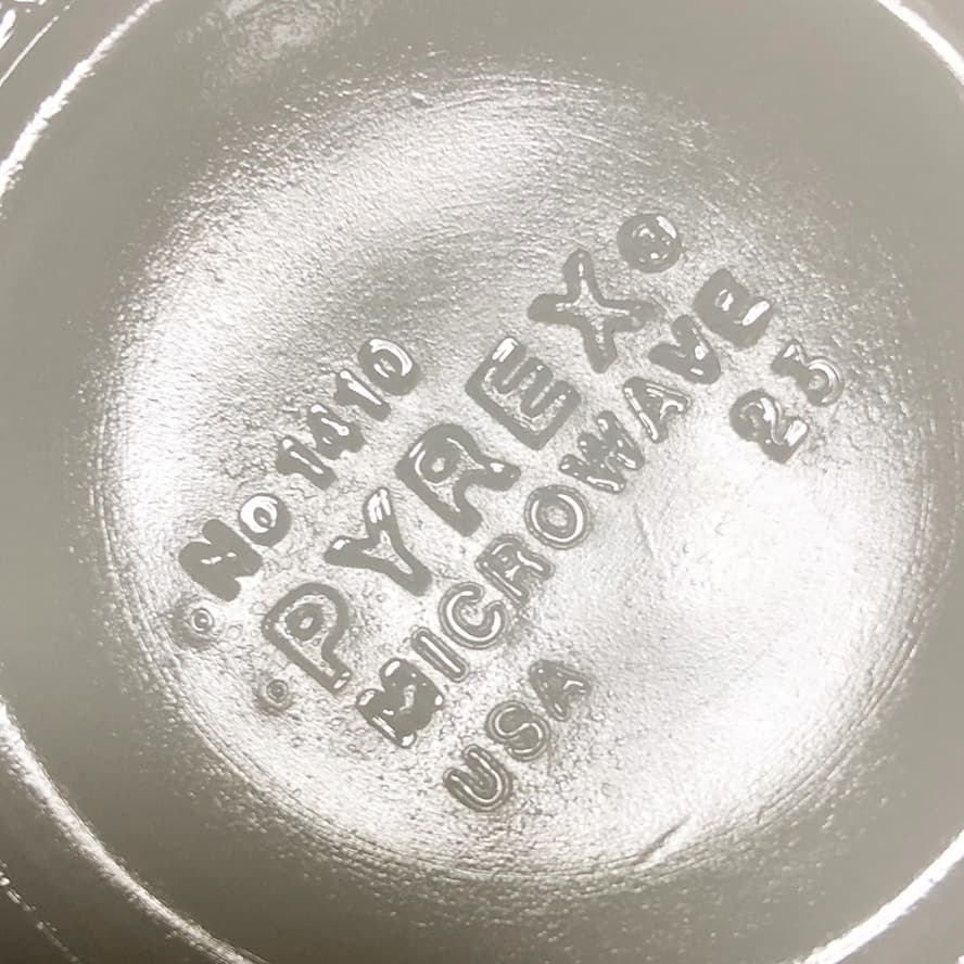 パイレックス スノーフレイク ミルクガラス マグ ４点１セット #001