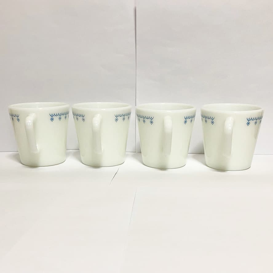 パイレックス スノーフレイク ミルクガラス マグ ４点１セット #001