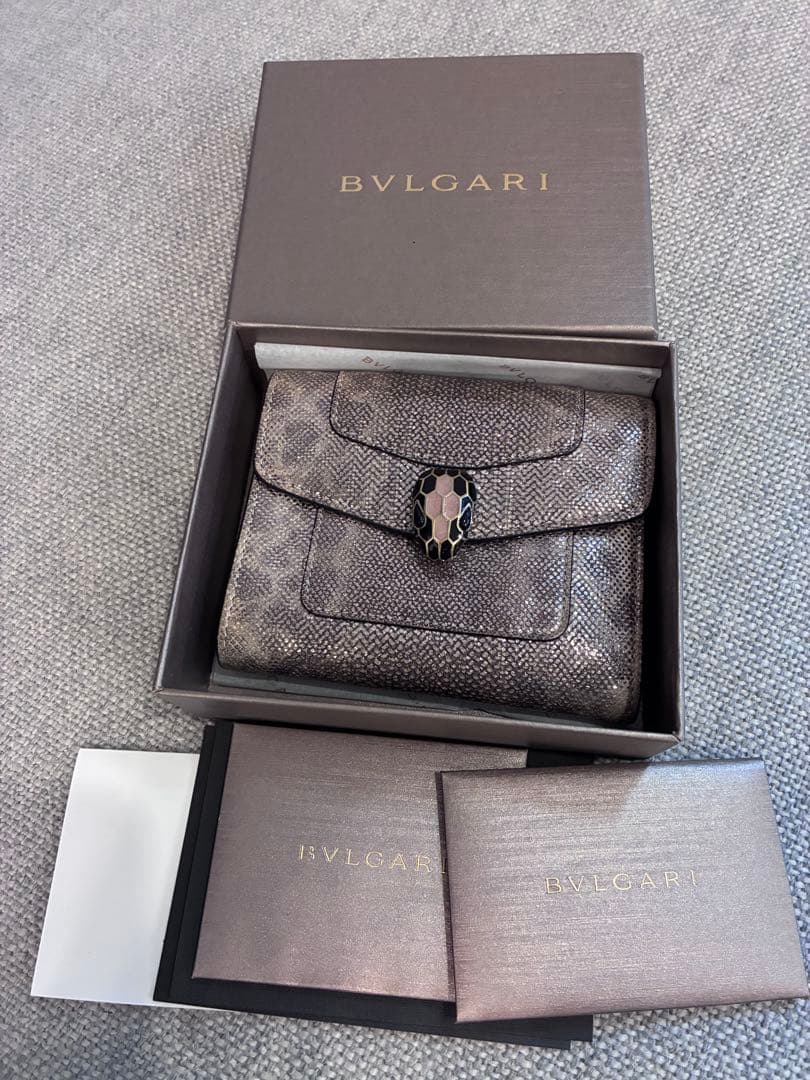 BVLGARI ブルガリセルペンティ フォーエバー 二つ折り財布