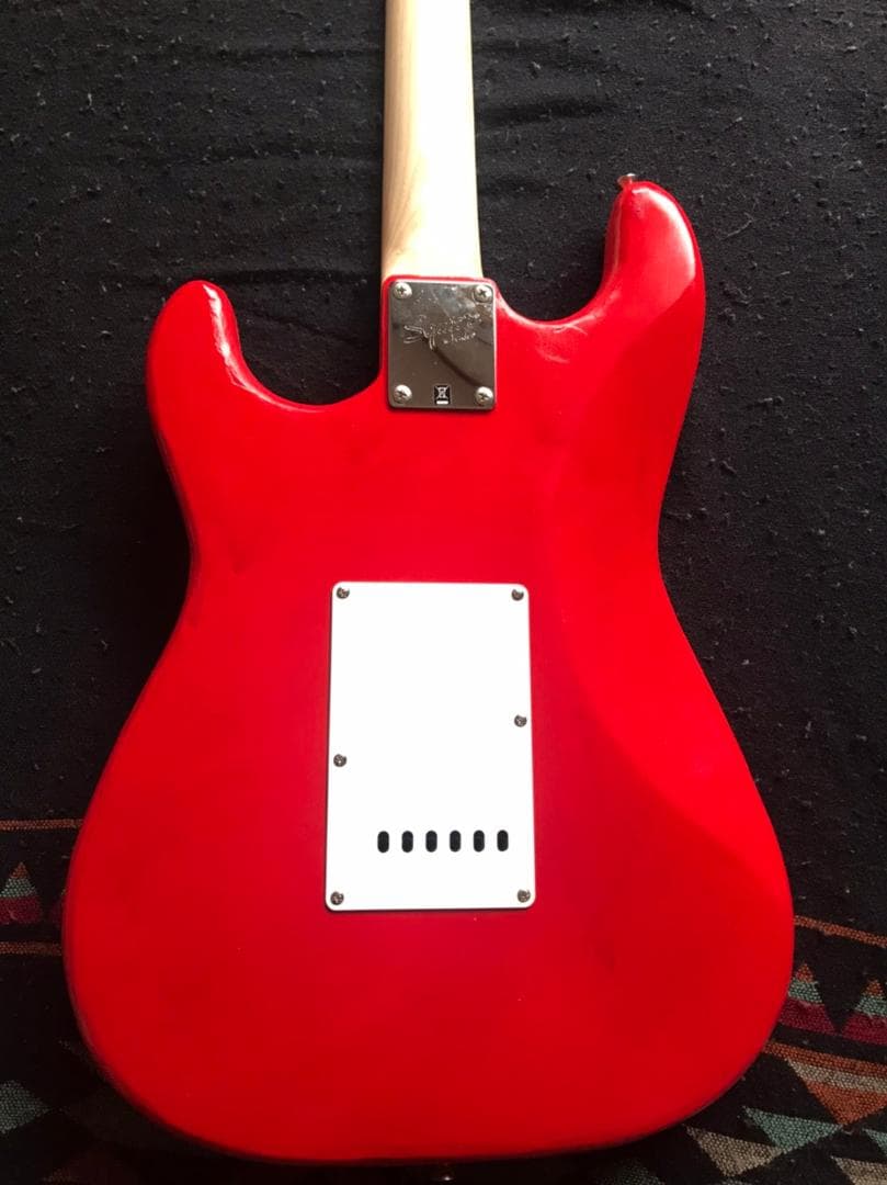 【完売しました】彫刻入りギター　fender squire Affinity