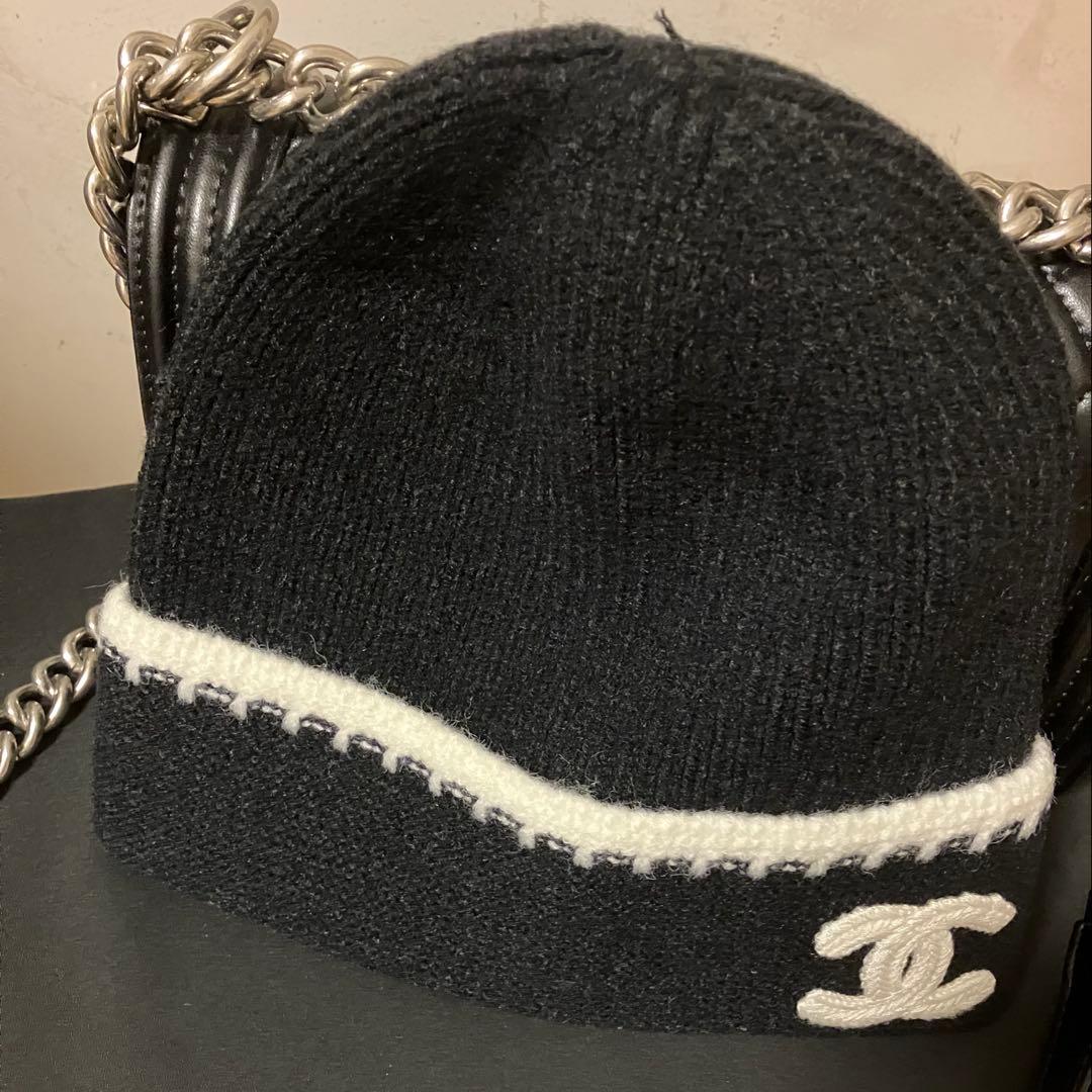 CHANEL ブラック ニットビーニー