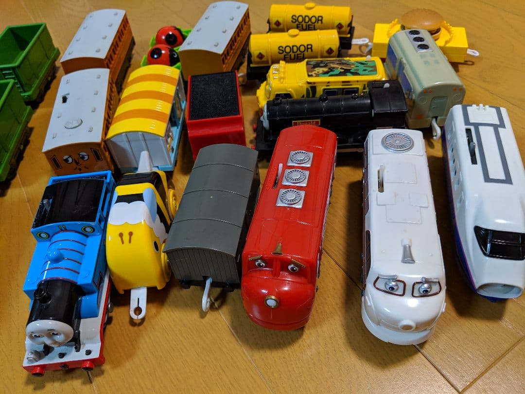 トミカ トーマス プラレール