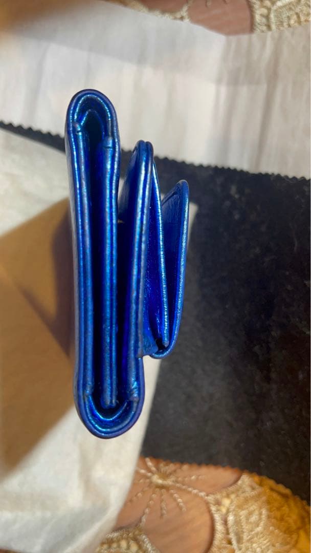 国内正規品未使用に近いシャネルミニ財布レディース三つ折り贈物ブルー二つ折りギフト